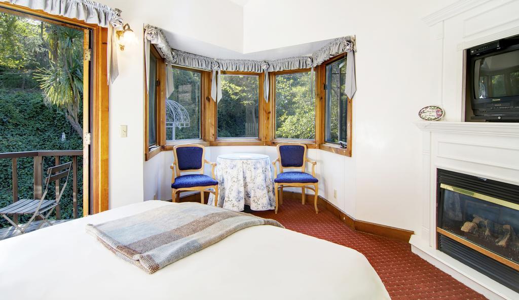 The Babbling Brook Inn Санта Круз Екстериор снимка