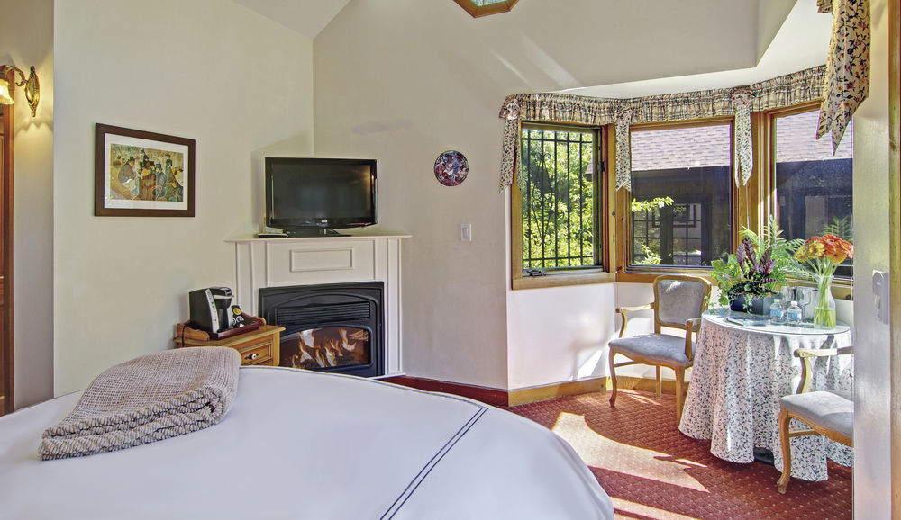 The Babbling Brook Inn Санта Круз Екстериор снимка