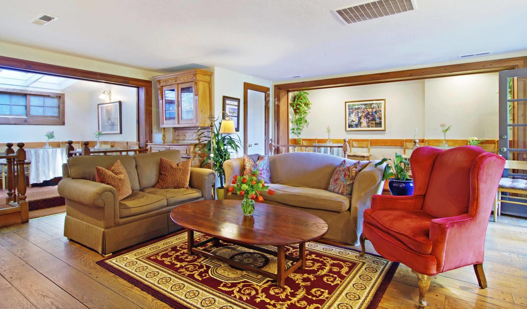The Babbling Brook Inn Санта Круз Екстериор снимка