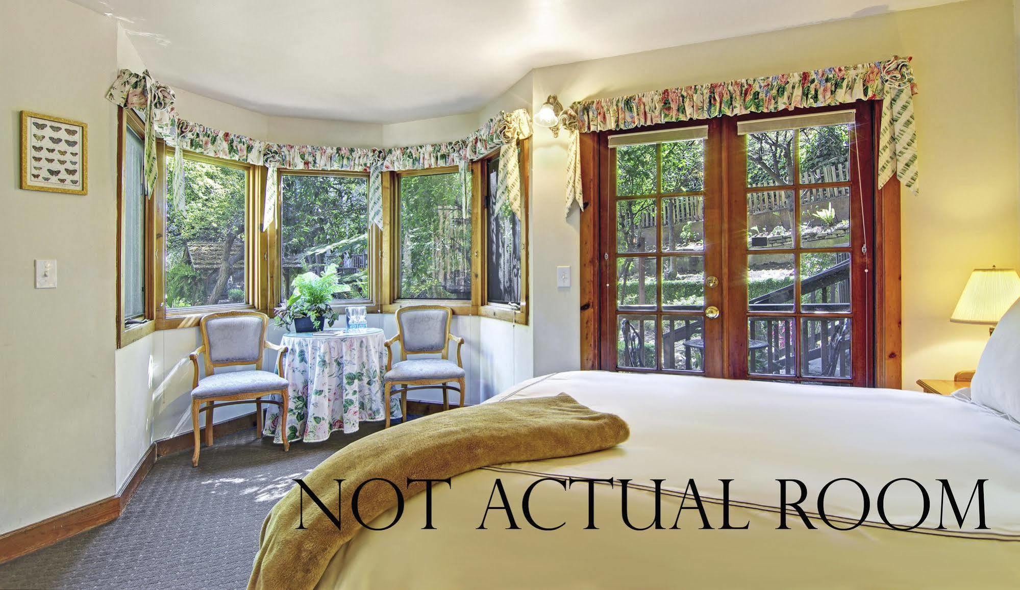 The Babbling Brook Inn Санта Круз Екстериор снимка