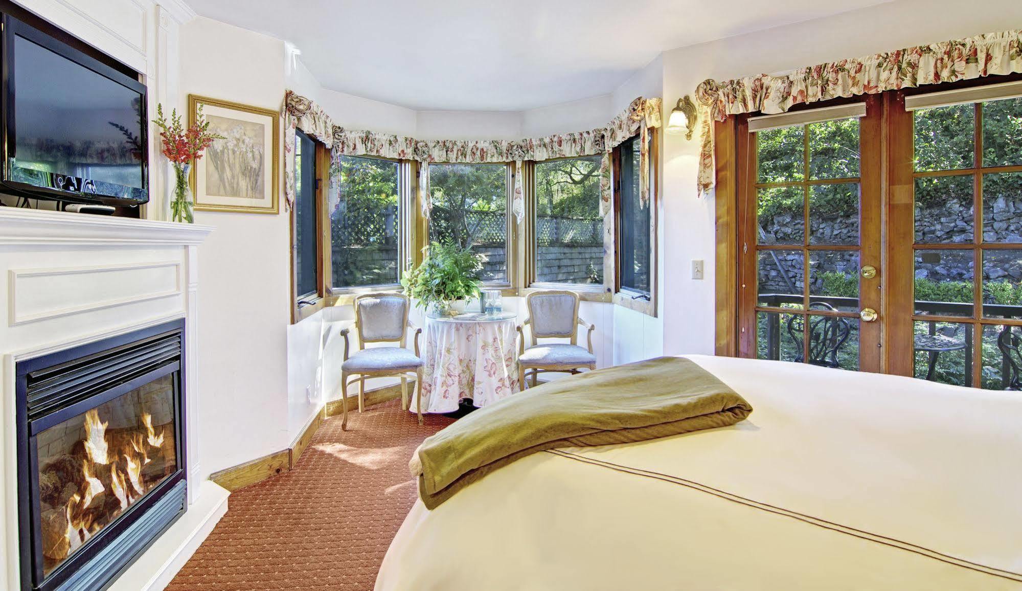 The Babbling Brook Inn Санта Круз Екстериор снимка